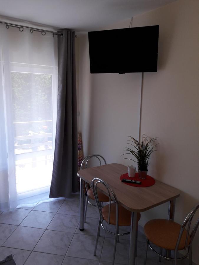 Dom Joanna Bed & Breakfast Dziwnów Екстериор снимка
