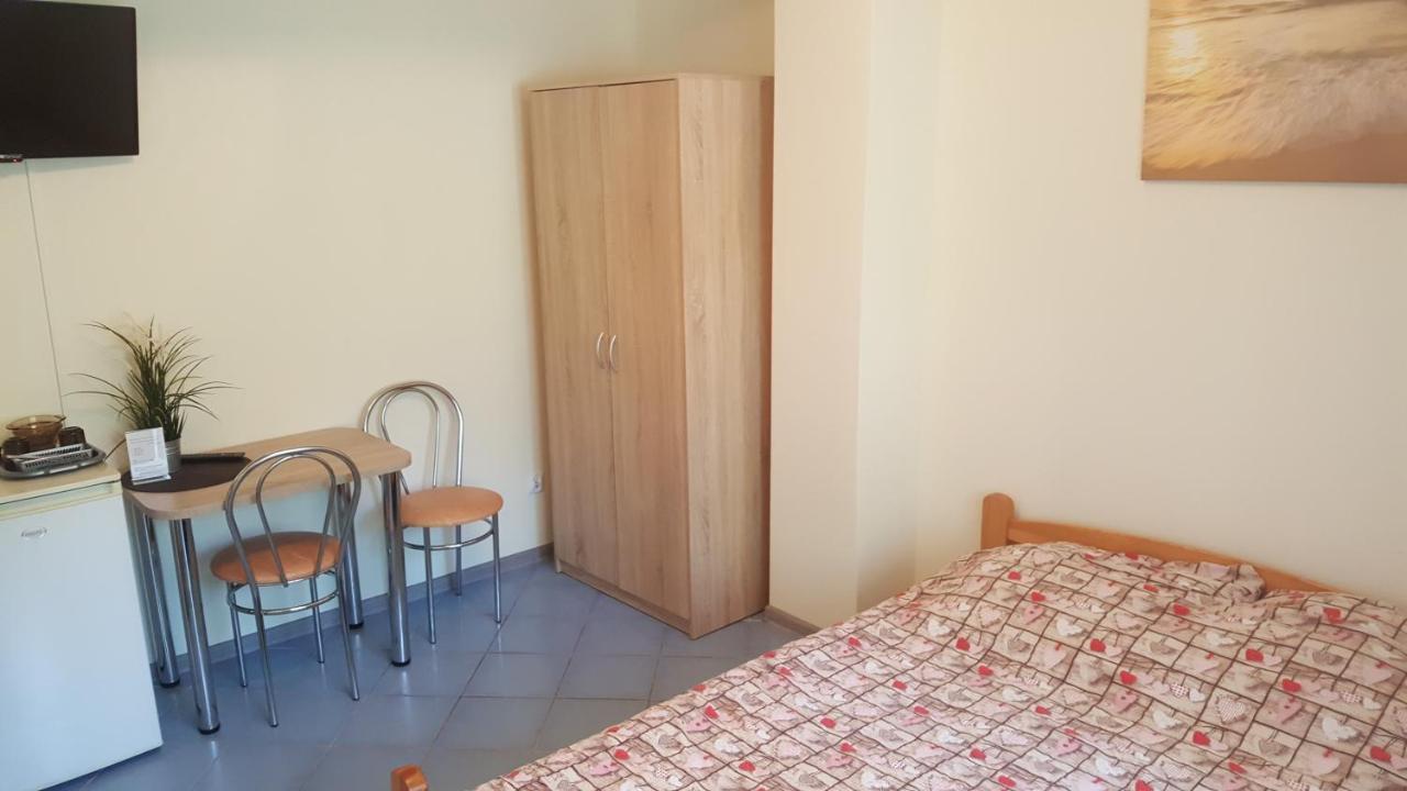 Dom Joanna Bed & Breakfast Dziwnów Екстериор снимка